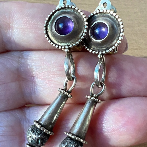 VINTAGE MMA METROPOLITAN MUSEUM 1993 AMETHYST CABOCHON DROP DANGLE EARRINGS 925S - Picture 1 of 16